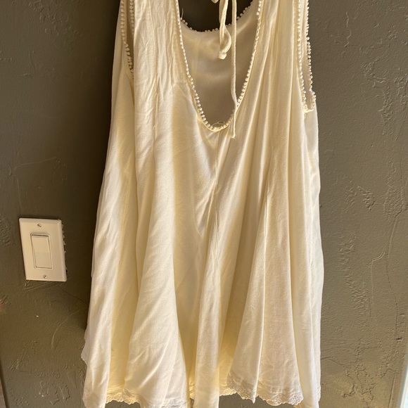 Sundress - Picture 2 of 3